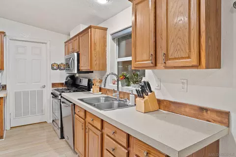 10767 Jamacha Blvd #SPC 236, Spring Valley, CA 91978 photo 8