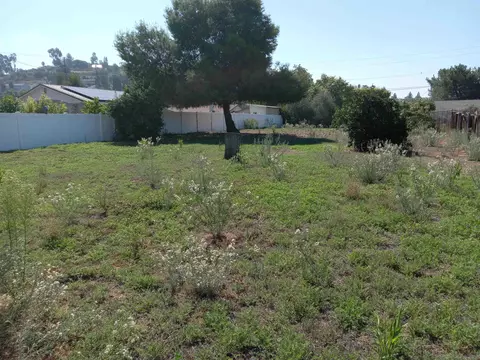 13705 Somerset Rd, Poway, CA 92064 photo 2