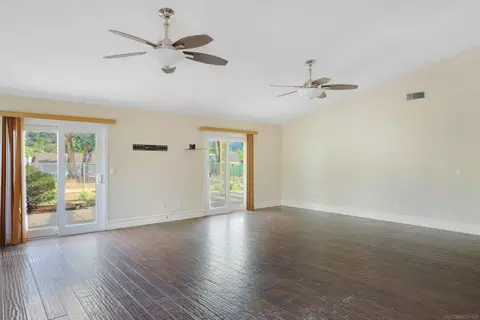 23641 Springwood Dr, Ramona, CA 92065 photo 3