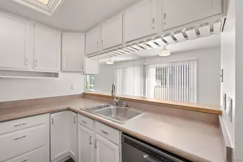 5430 Baltimore Dr #28, La Mesa, CA 91942 photo 18