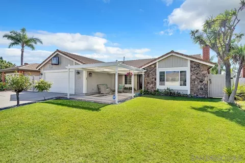 12819 Elmfield Ln, Poway, CA 92064 photo 2
