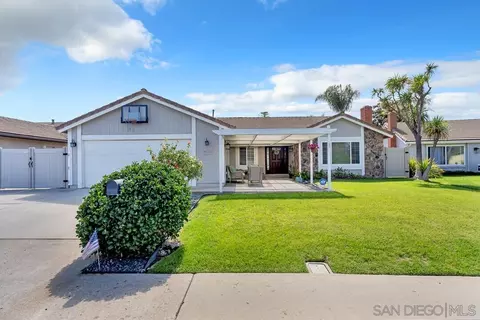 12819 Elmfield Ln, Poway, CA 92064