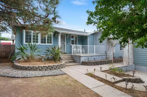9540 Edie Ln, Lakeside, CA 92040