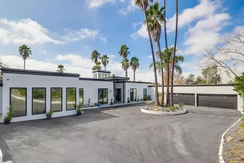 1817 Shadow Knls, El Cajon, CA 92020 photo 2