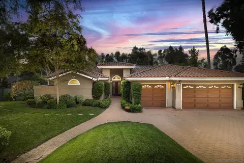 332 Calle Bonita, Escondido, CA 92029