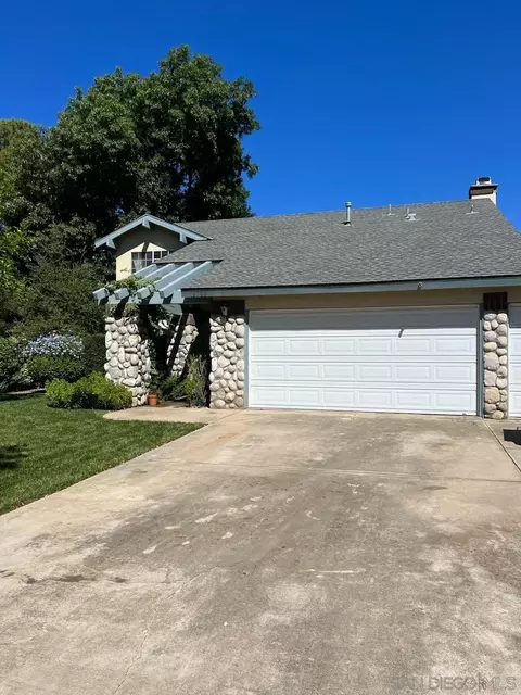 16723 Wikiup Rd, Ramona, CA 92065 photo 2
