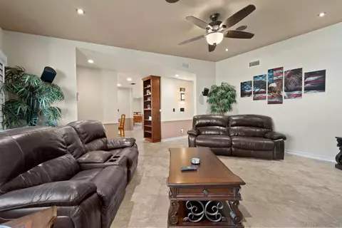 10333 Molino Rd, Santee, CA 92071 photo 5