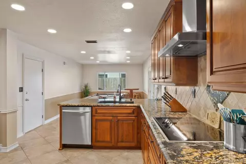 10333 Molino Rd, Santee, CA 92071 photo 16
