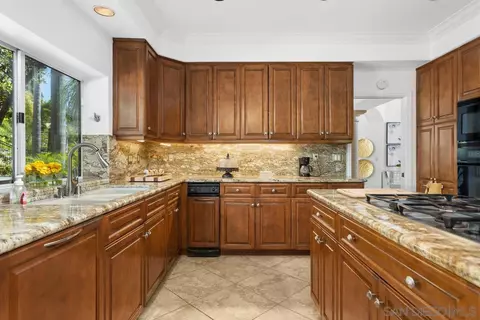 1854 Downs St, Oceanside, CA 92054 photo 18