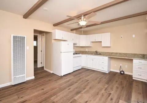 141 Cherry, Carlsbad, CA 92008 photo 5