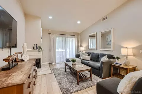 2425 Cranston Dr #38, Escondido, CA 92025 photo 3