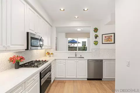 13521 Jadestone Way, San Diego, CA 92130
