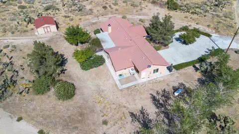 9520 Lebec Rd, Phelan, CA 92371 photo 23