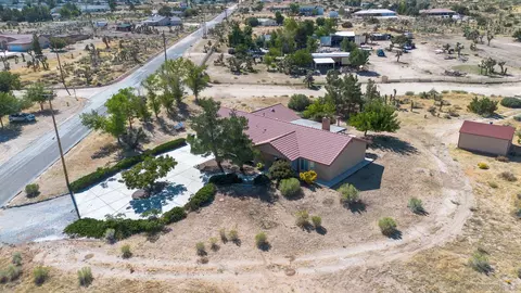 9520 Lebec Rd, Phelan, CA 92371 photo 26