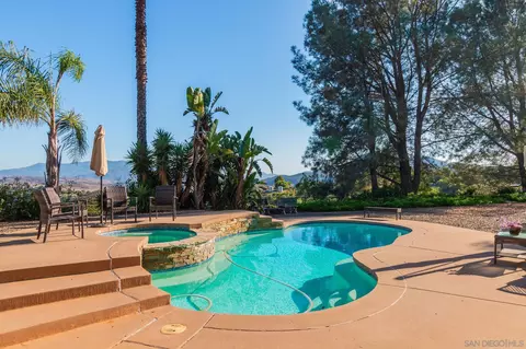 14145 Hillside Dr, Jamul, CA 91935 photo 2