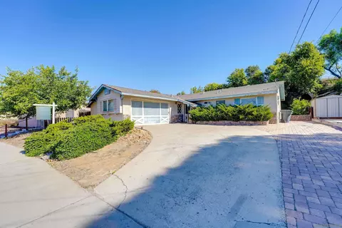 5685 Wendi St, La Mesa, CA 91942