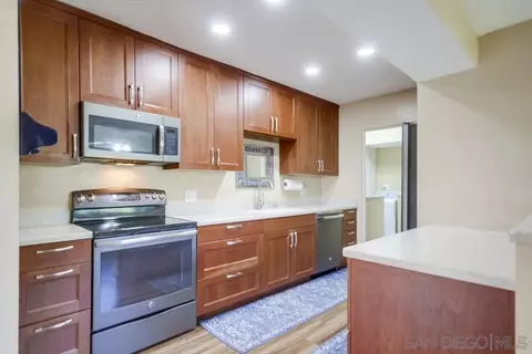 1320 Somermont Dr, El Cajon, CA 92021 photo 10