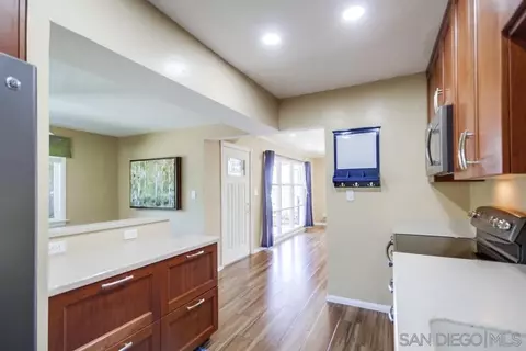 1320 Somermont Dr, El Cajon, CA 92021 photo 15