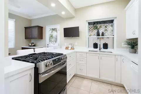 Kitchen - 1116 8th St, Coronado, CA 92118 photo 3 of 15