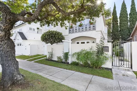 Exterior - 1116 8th St, Coronado, CA 92118 photo 3 of 12