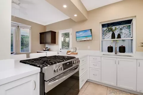 Kitchen - 1116 8th St, Coronado, CA 92118 photo 6 of 15