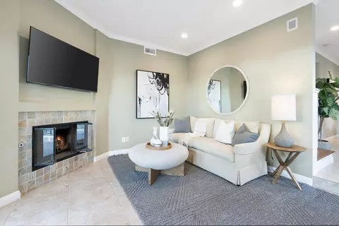 Living - 1116 8th St, Coronado, CA 92118 photo 1 of 7