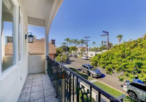 Exterior - 1116 8th St, Coronado, CA 92118 photo 12 of 12
