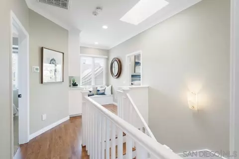 Entry Way - 1116 8th St, Coronado, CA 92118 photo 4 of 5