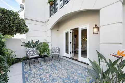 Exterior - 1116 8th St, Coronado, CA 92118 photo 6 of 12