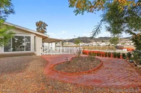 1876 Fairway Park #B, Escondido, CA 92026 photo 25
