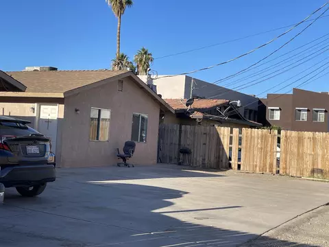 566 W Holt Ave, El Centro, CA 92243 photo 34