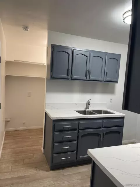 566 W Holt Ave, El Centro, CA 92243 photo 10