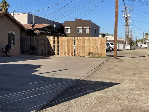 566 W Holt Ave, El Centro, CA 92243 photo 36