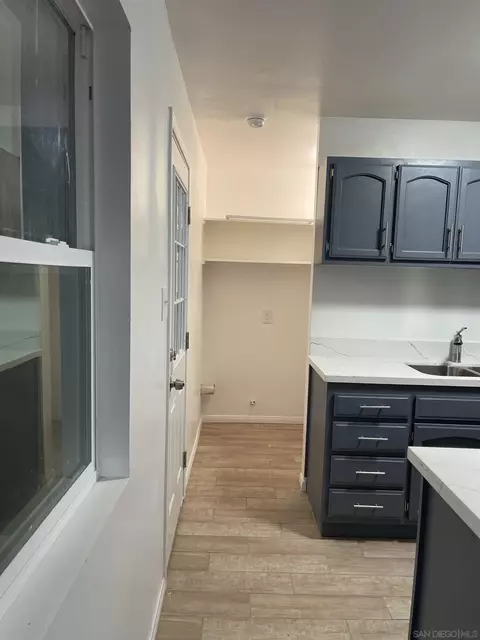 566 W Holt Ave, El Centro, CA 92243 photo 14