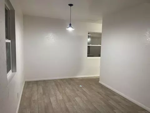 566 W Holt Ave, El Centro, CA 92243 photo 4