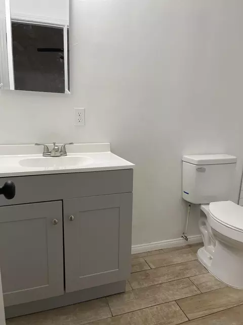 566 W Holt Ave, El Centro, CA 92243 photo 27