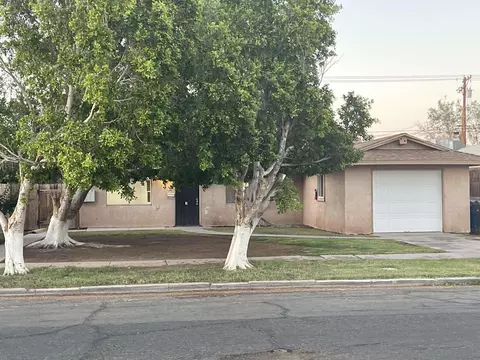 566 W Holt Ave, El Centro, CA 92243