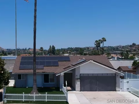1426 Comet Ct, El Cajon, CA 92019 photo 3
