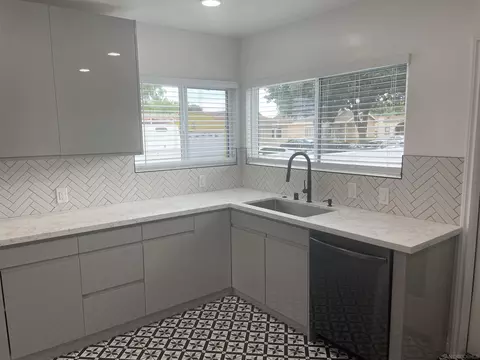 1038 E 65th St, Long Beach, CA 90805 photo 3