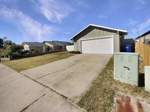 8238 Cacus St, Spring Valley, CA 91977 photo 7