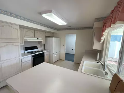 13315 Tawanka Dr, Poway, CA 92064 photo 6