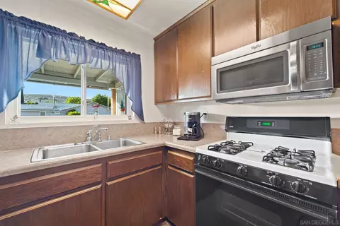10005 Timberlane Way, Santee, CA 92071 photo 17