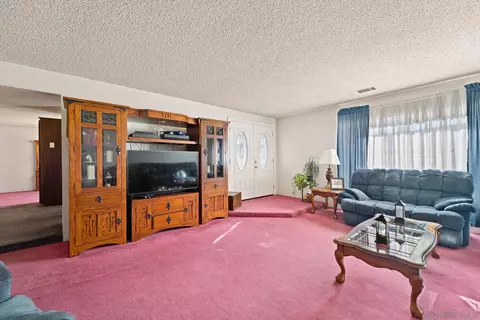 10005 Timberlane Way, Santee, CA 92071 photo 5