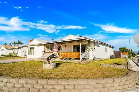 10005 Timberlane Way, Santee, CA 92071 photo 2
