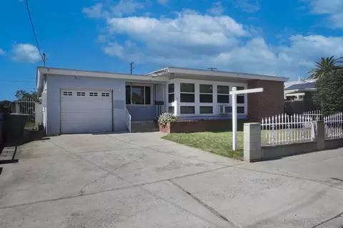 3890 Massachusetts Ave, La Mesa, CA 91941