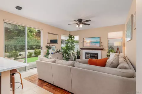 4532 Avenida Privado, Oceanside, CA 92057 photo 7