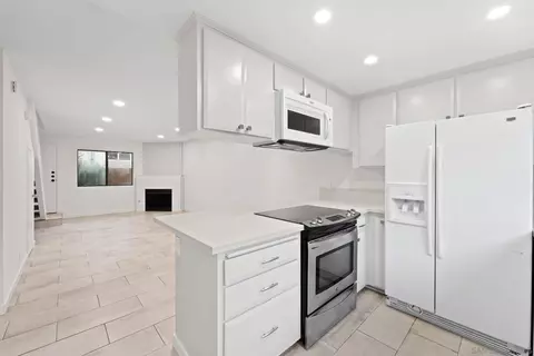 2061 Chatsworth Blvd #3, San Diego, CA 92107