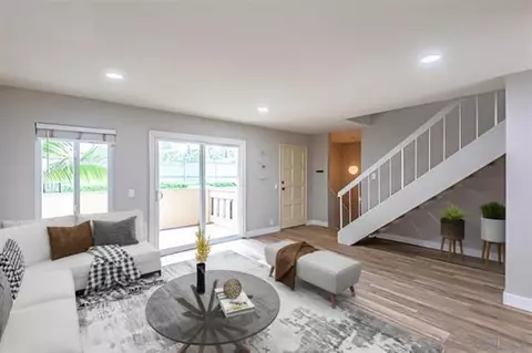 8278 Gilman Dr #34, La Jolla, CA 92037 photo 6