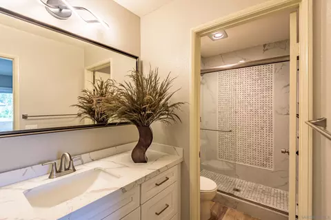 8278 Gilman Dr #34, La Jolla, CA 92037 photo 14