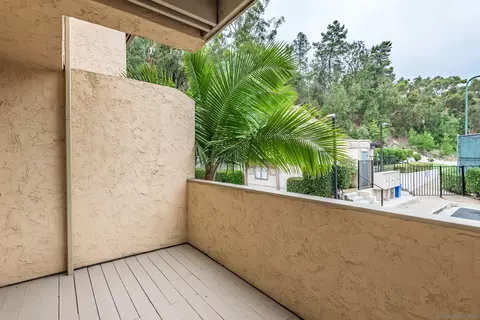 8278 Gilman Dr #34, La Jolla, CA 92037 photo 19